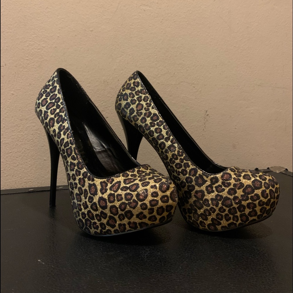 Leopard Glitter Stiletto Pumps